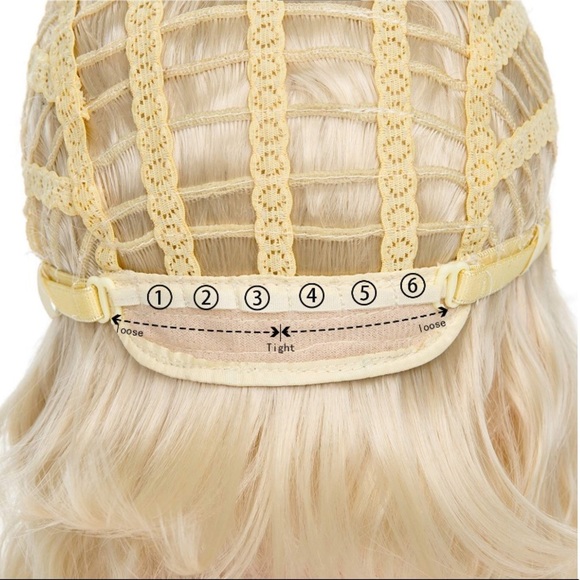 ?NAIMA 12”613 BLONDE SHORT WAVY BANG BOB Wig *NWT